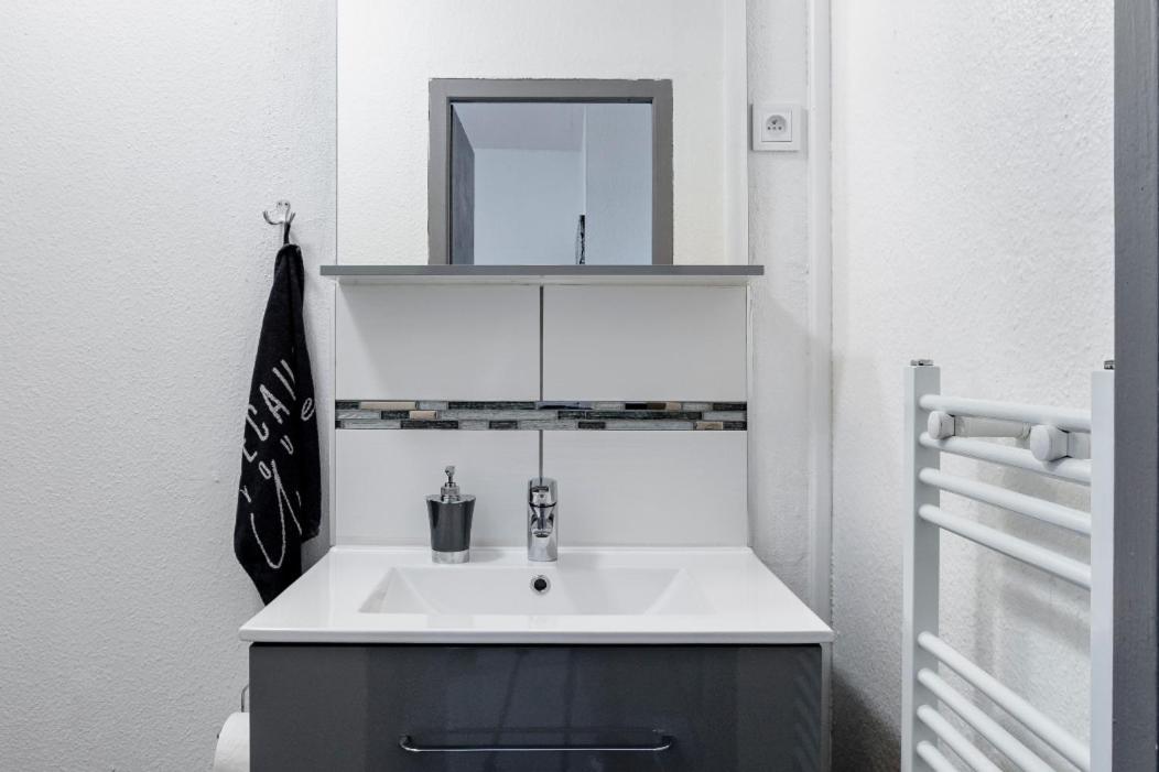 Comfort Stay Basel Airport 2A46 Saint-Louis  Bagian luar foto